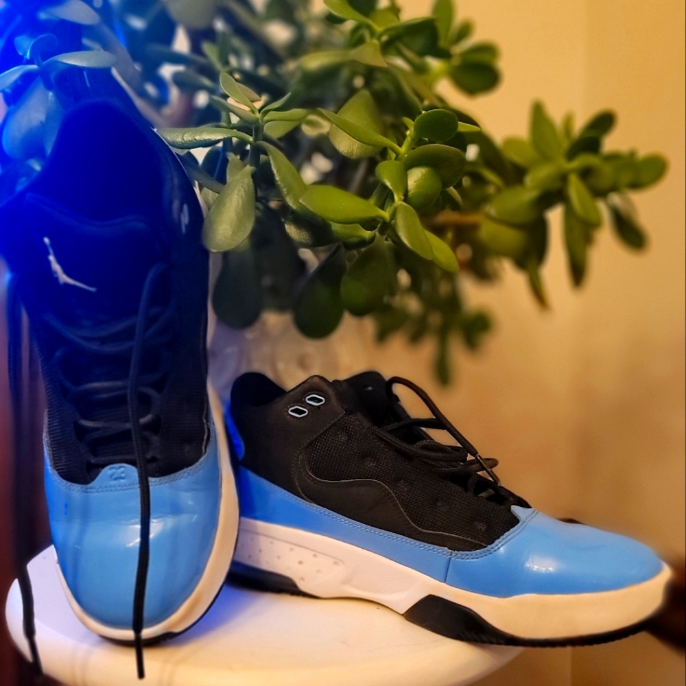 Men's Basketball Sneakers